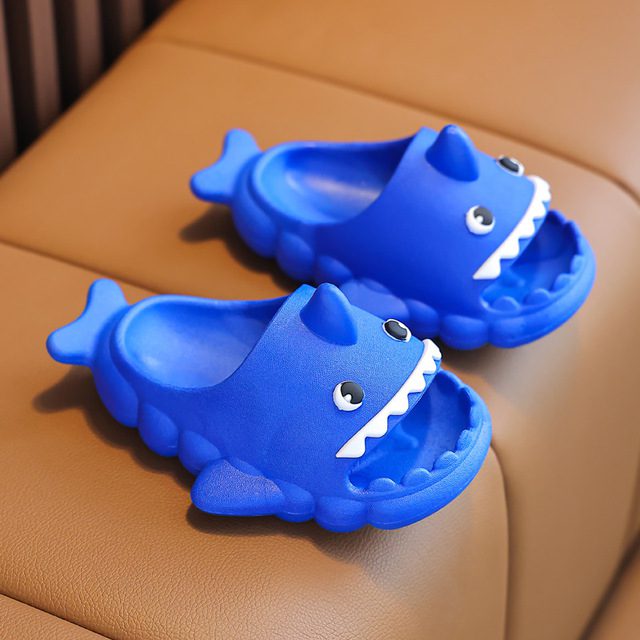 Kawaii Cartoon Shark Slippers Children Babi EVA Comfort Slides Girls Boys Summer Beach Flip flops Non.jpg 640×640 3 789946ec 05c3 4897 bc5d d2efe84166c4