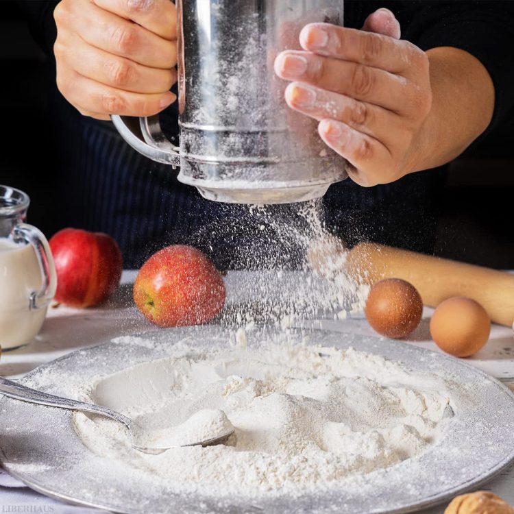 Powder Sugar Sifter for Baking Small Flour Sifter Stainless Steel Sifter Powder Sugar Shaker with Hand