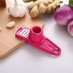 UNLOU Seasoning & Spice Choppers, Stainless Steel PP Garlic Presses Ginger Cutter Candy Color Plastic Grinding Tool Planer Kitchen Grater Grinder - Image 4