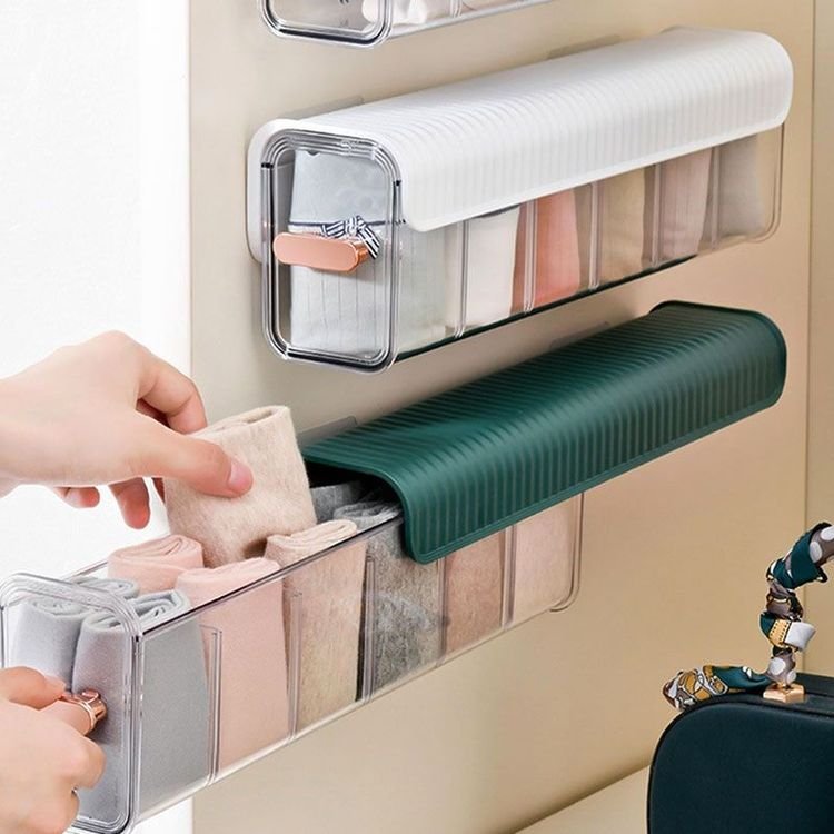 medium_9_db514cd92f.jpg Hanging Storage Box - Image 1